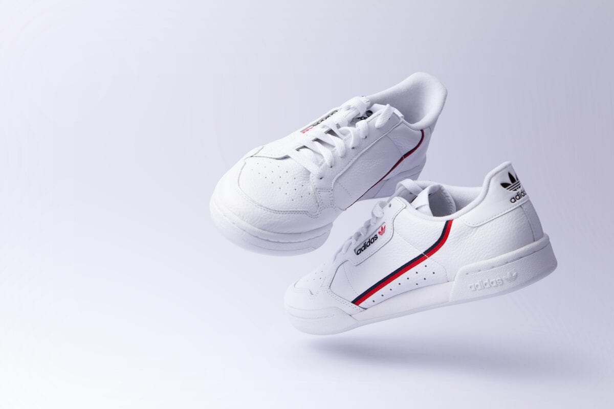 Le modèle économique d’Adidas : analyse complète et stratégies 2025