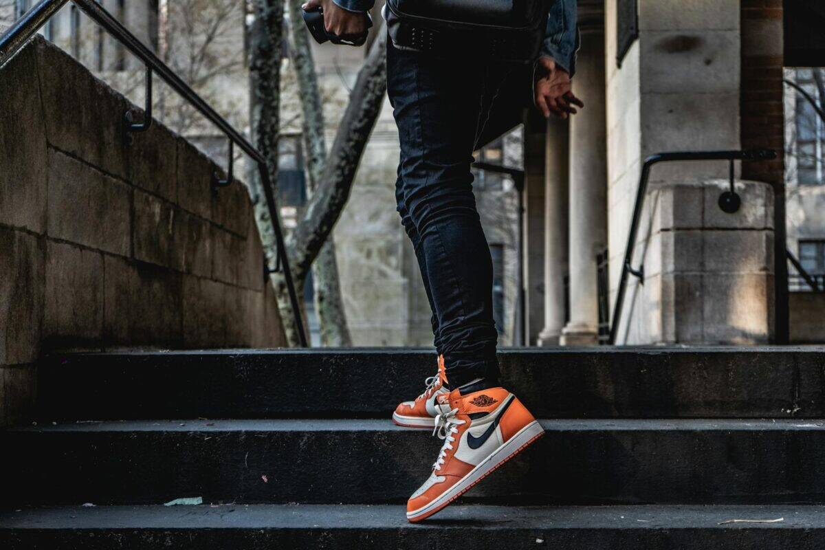 Modèle économique Nike : structure, revenus et stratégies en 2025