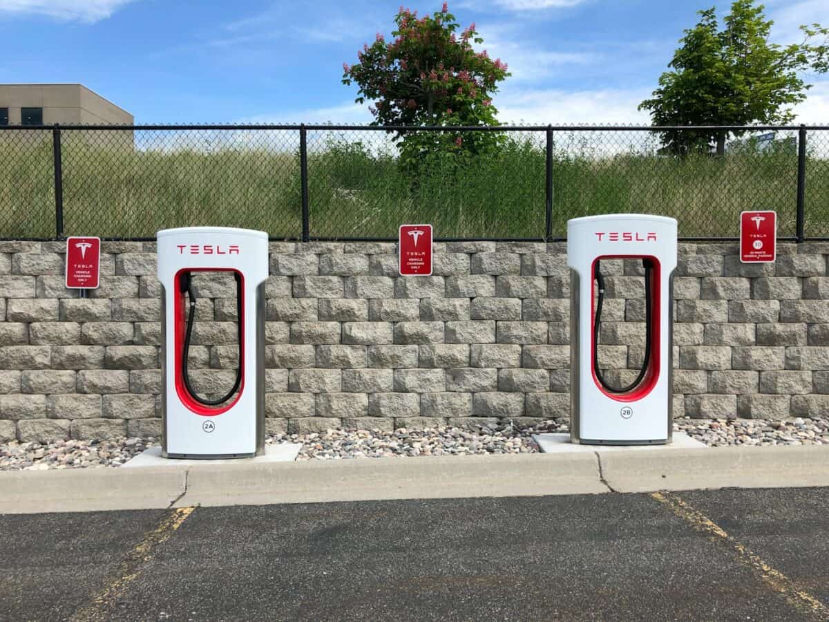 Modèle économique de Tesla : analyse approfondie et perspectives 2025