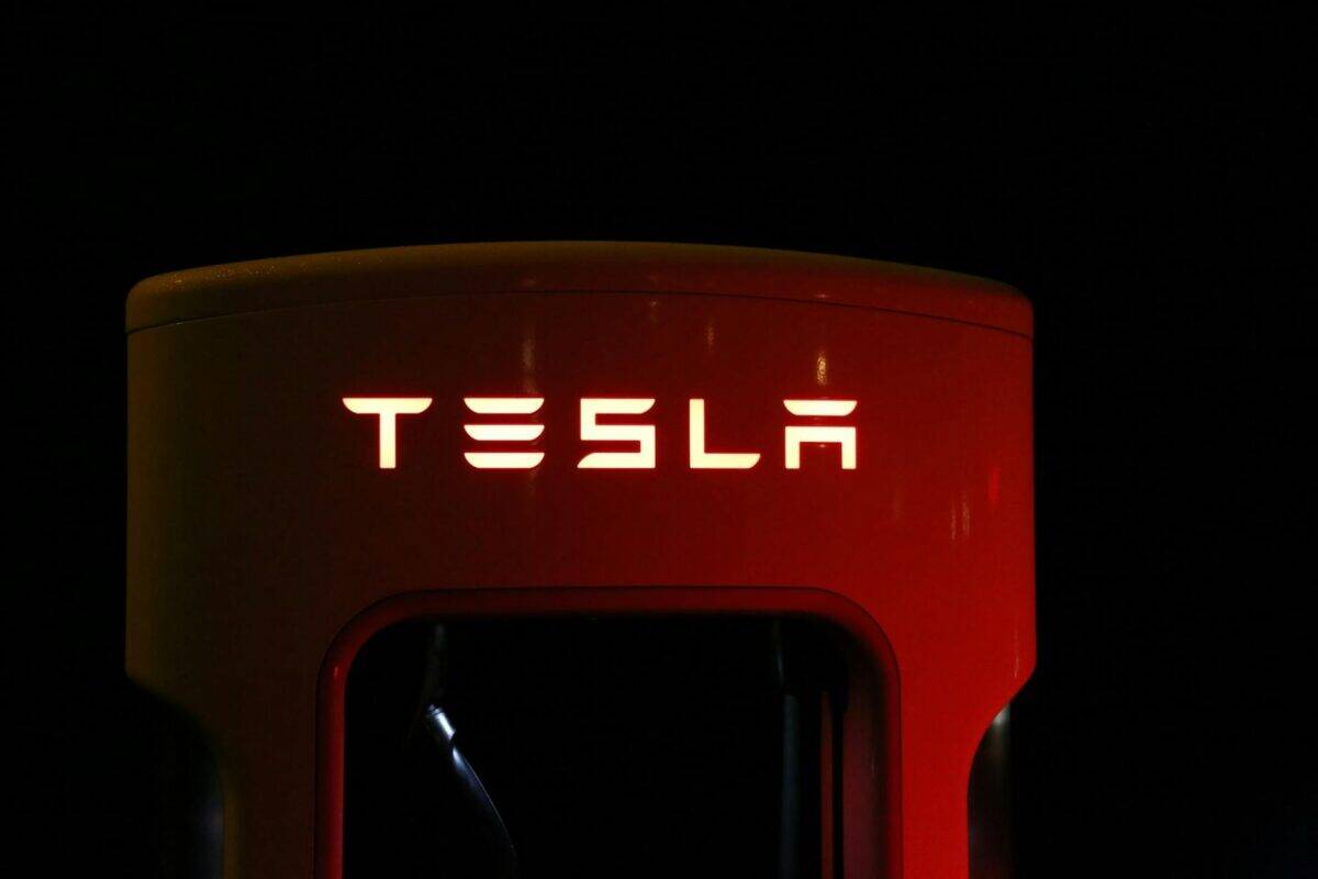 Modèle économique de Tesla : analyse approfondie et perspectives 2025
